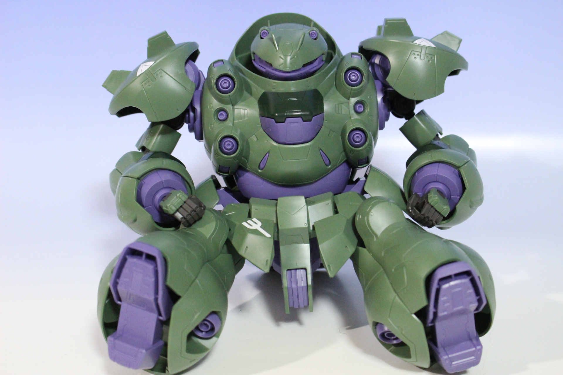 機動戦士ガンダム 鉄血のオルフェンズ ガンダムグシオン ガンダムグシオンリベイク 100スケール 色分け済みプラモデル